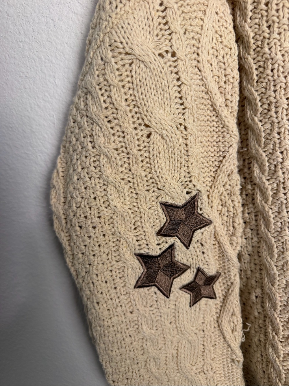 Taylor swift TayCoolla cardigan sweater tan Medium/ Large NEW WITH TAG - Picture 6 of 8
